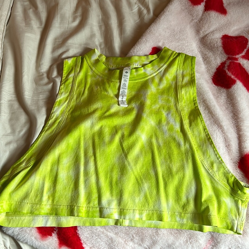 Lululemon tie-dye green tank top